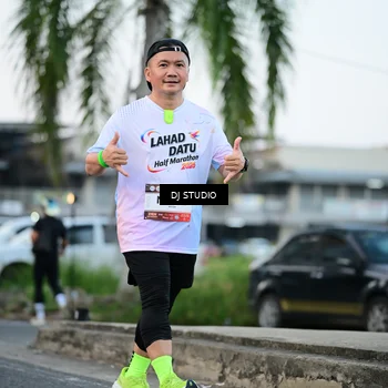 Runner Photo 7904688