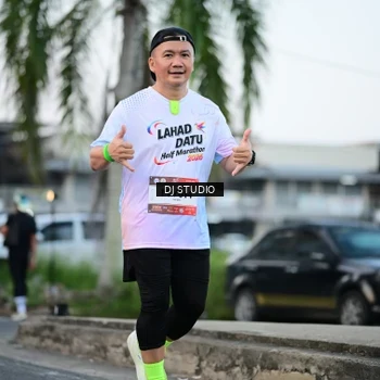 Runner Photo 7904698