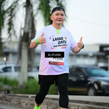 Runner Photo 7904700