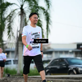 Runner Photo 7904711