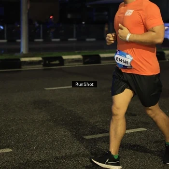 Runner Photo 7904722