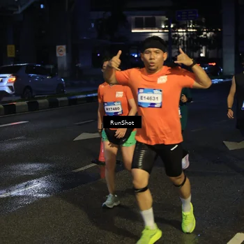 Runner Photo 7904730