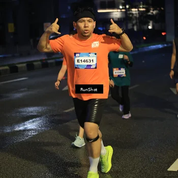 Runner Photo 7904745