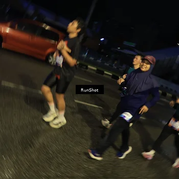 Runner Photo 7904782