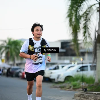 Runner Photo 7904783
