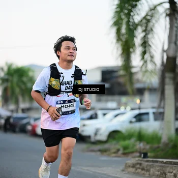 Runner Photo 7904792