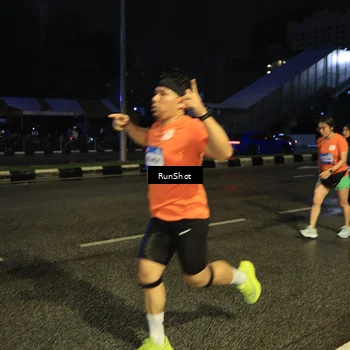 Runner Photo 7904803