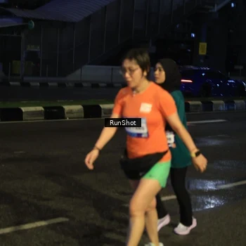 Runner Photo 7904806