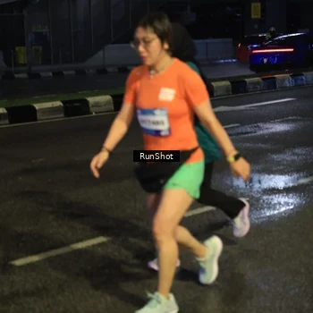 Runner Photo 7904815