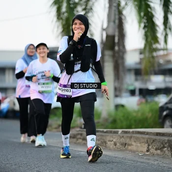 Runner Photo 7904824