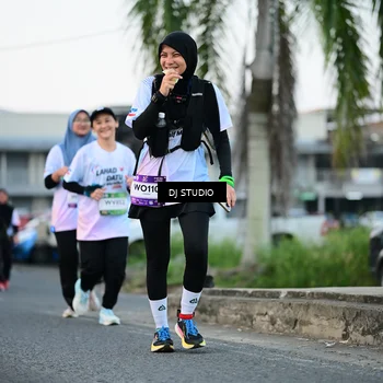 Runner Photo 7904828