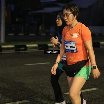 Runner Photo 7904836