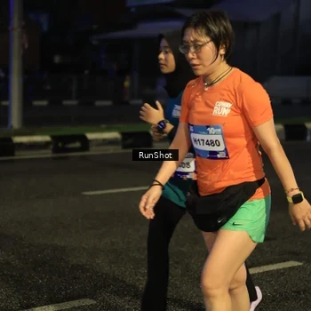Runner Photo 7904838