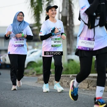 Runner Photo 7904847