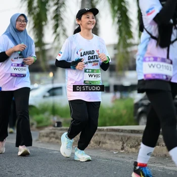 Runner Photo 7904855