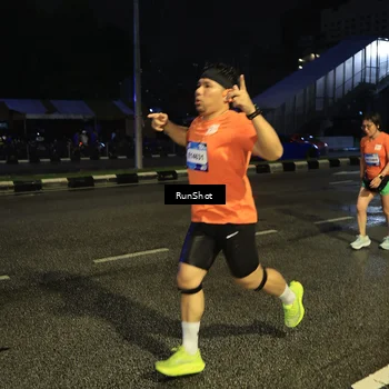 Runner Photo 7904858