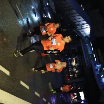 Runner Photo 7904859