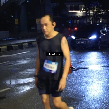 Runner Photo 7904865