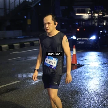 Runner Photo 7904869
