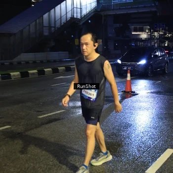 Runner Photo 7904873