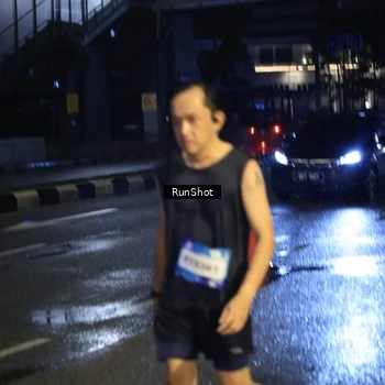 Runner Photo 7904876
