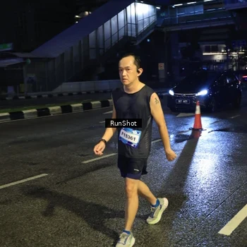 Runner Photo 7904878