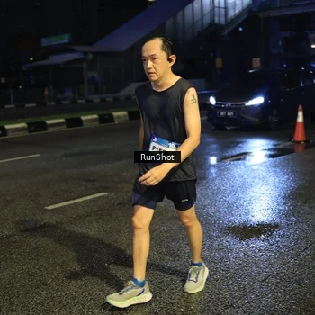 Runner Photo 7904891