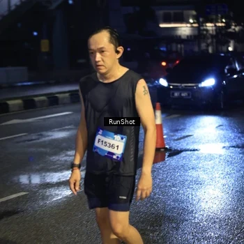 Runner Photo 7904892