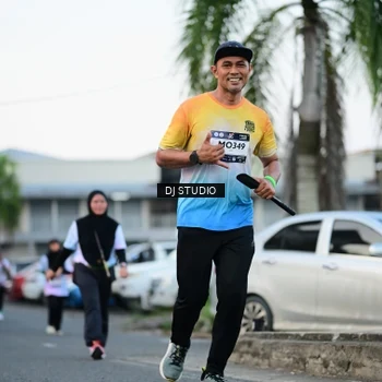 Runner Photo 7904893
