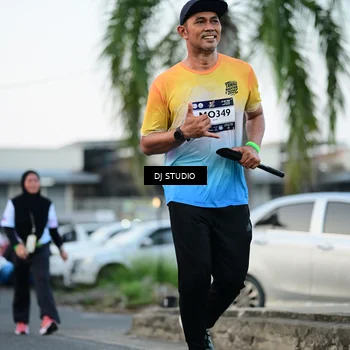 Runner Photo 7904896