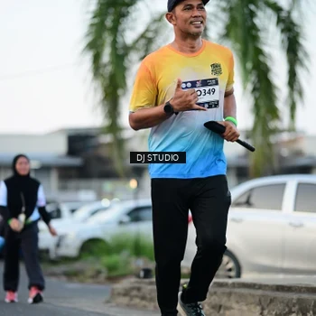 Runner Photo 7904899