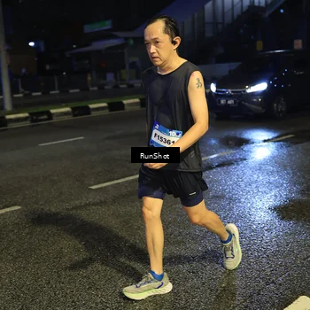 Runner Photo 7904902