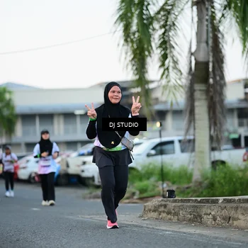 Runner Photo 7904913