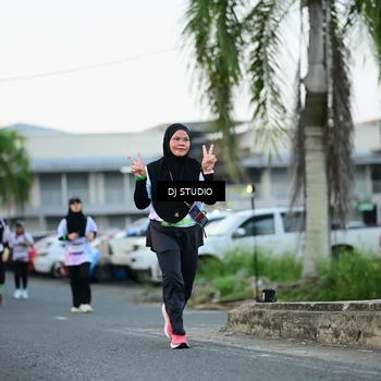 Runner Photo 7904914