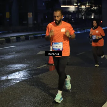 Runner Photo 7904925