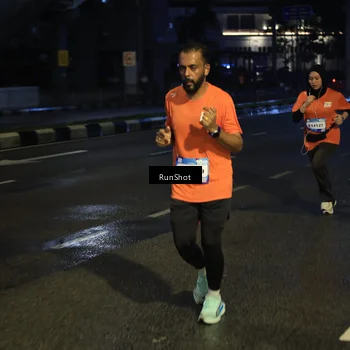 Runner Photo 7904927