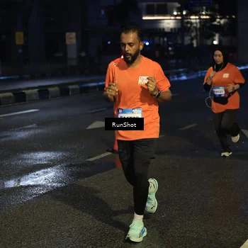 Runner Photo 7904930