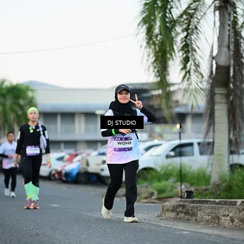 Runner Photo 7904936