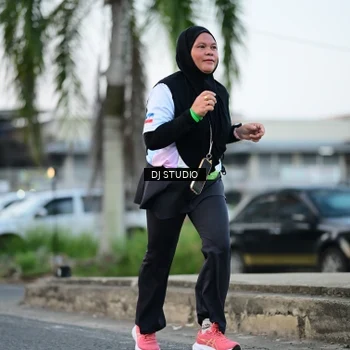 Runner Photo 7904937