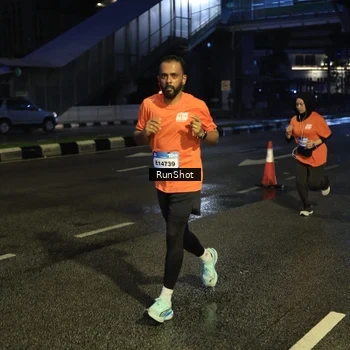 Runner Photo 7904943