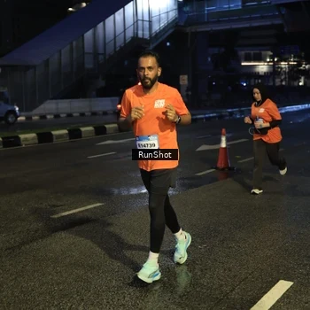 Runner Photo 7904944