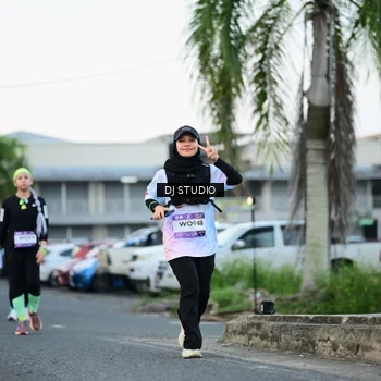 Runner Photo 7904951