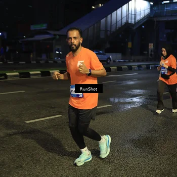 Runner Photo 7904972