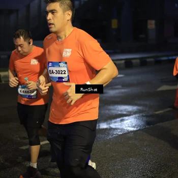 Runner Photo 7904983