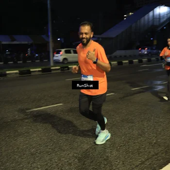 Runner Photo 7904995