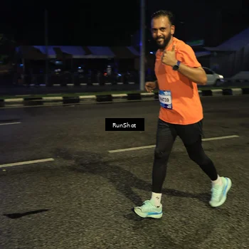 Runner Photo 7904997