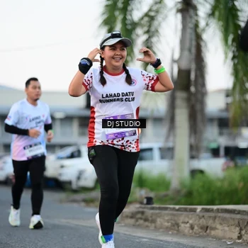 Runner Photo 7905001