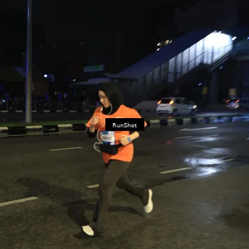 Runner Photo 7905008