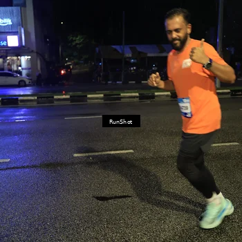 Runner Photo 7905018