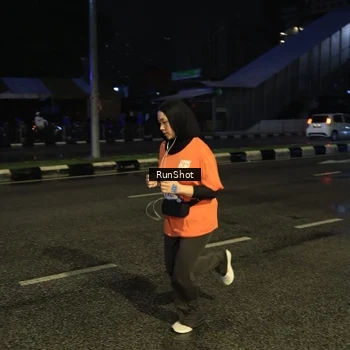 Runner Photo 7905019